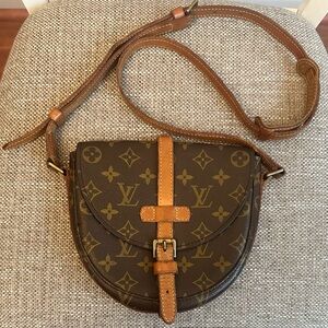 Louis Vuitton Authentic Vintage Chantilly PM Monogram Crossbody Bag